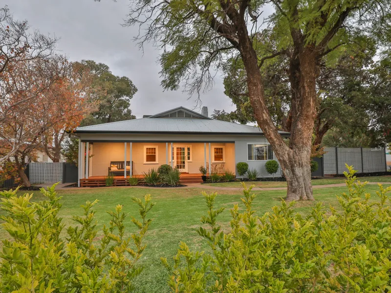 FALL FOR ITS CHARMS!