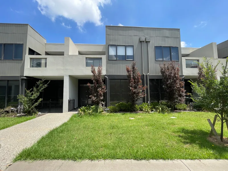 3-Bedroom Family Townhouse!