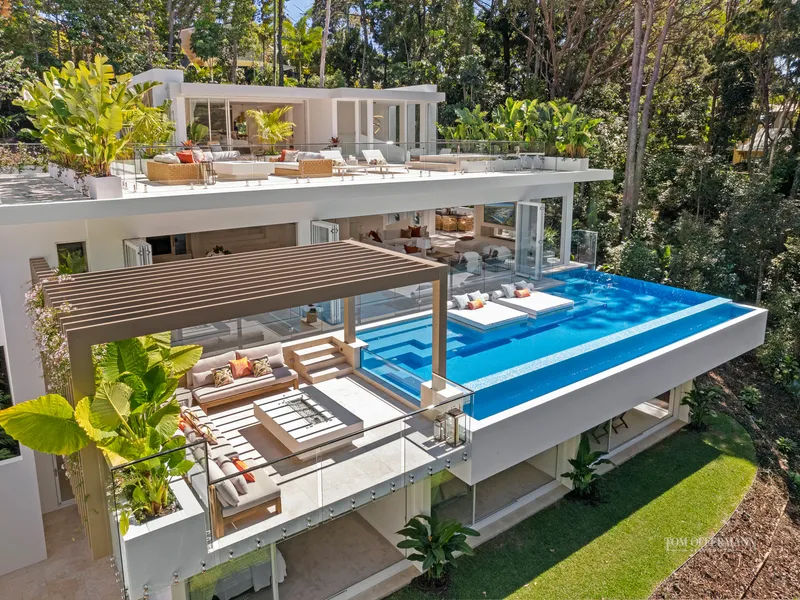 Beyond Expectations: COCO PRIVÉ Little Cove