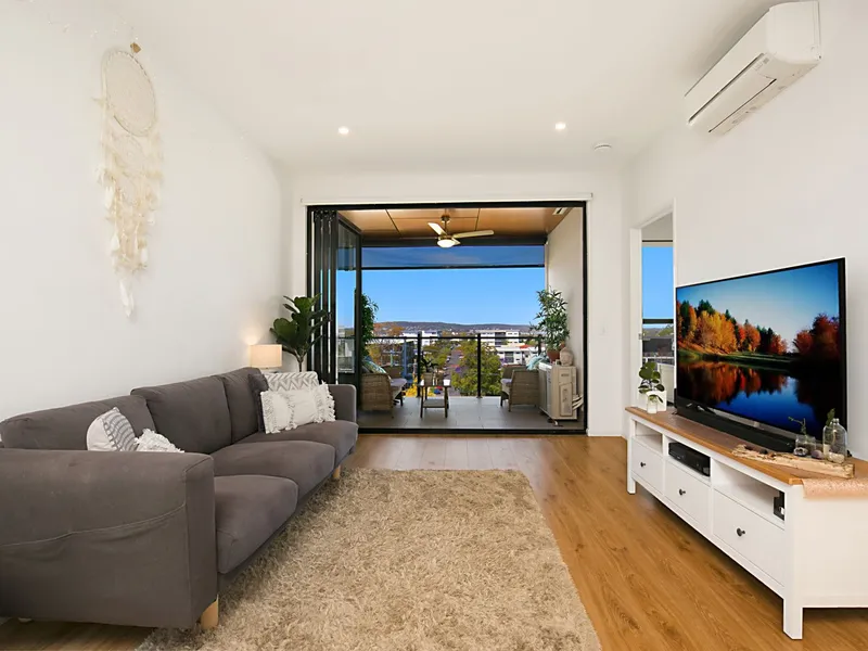 Stylish Unit In Prime Area