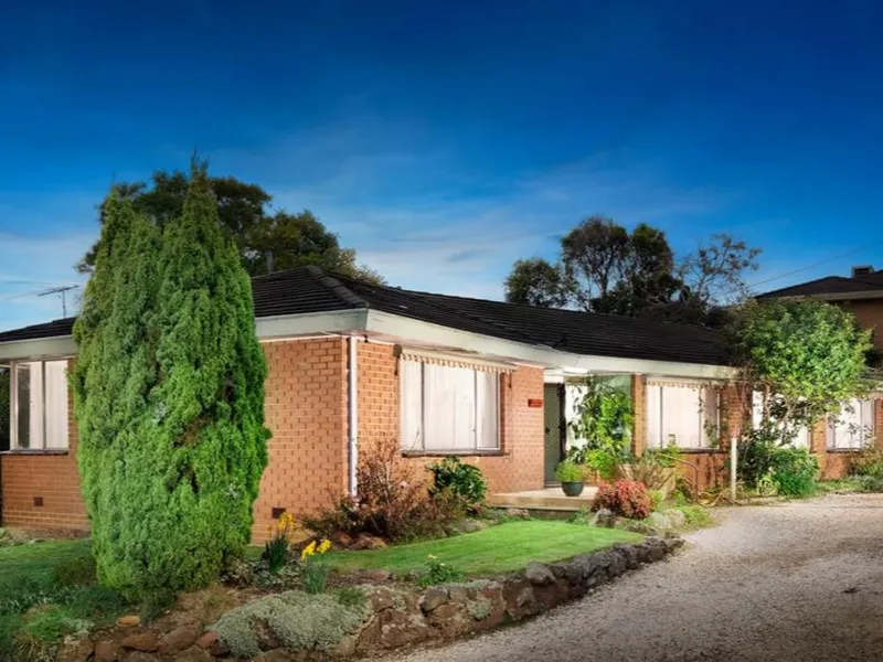 mountain view property in Heathmont