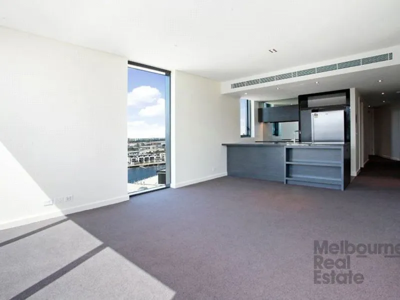 Spacious Docklands living at it’s finest