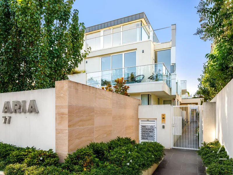 Your elegant and sophisticated ARIA apartment awaits