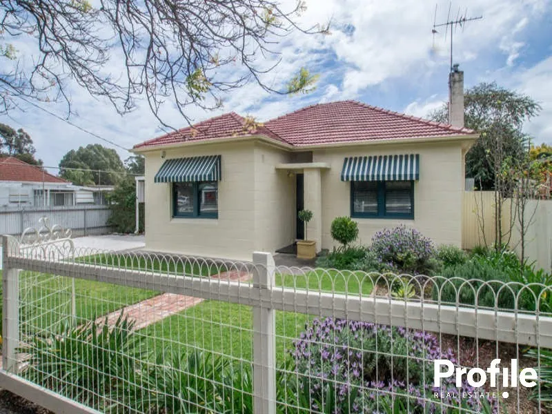 CHARMING & SPACIOUS 2BDR HOME * PET FRIENDLY *