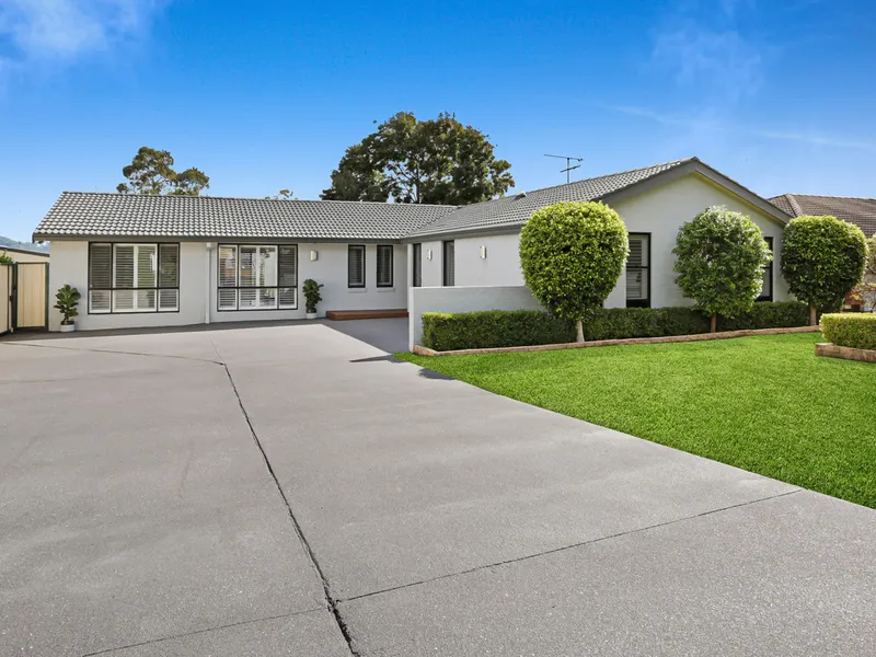 Location! Lifestyle! Extended Family Living!