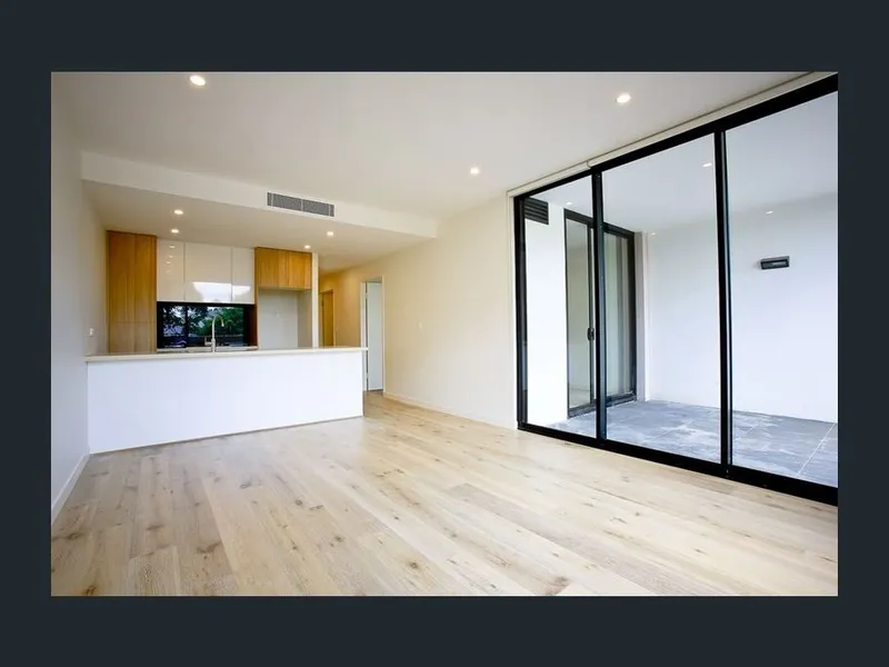 Conveniently Located, Apartment which Elegance & Spacious