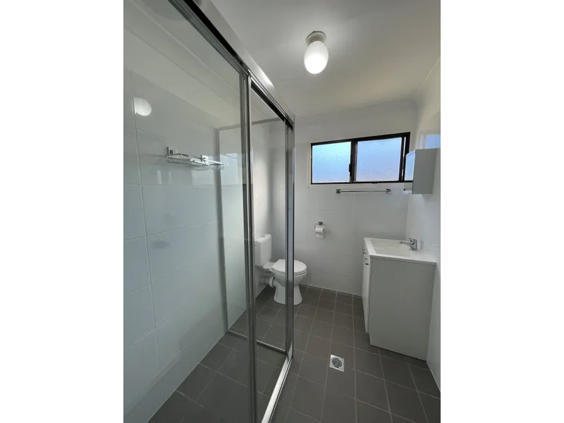 Affordable Granny Flat, no carpet, water & lawns included!!