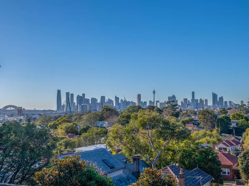 Luxury Living in Ideal Location