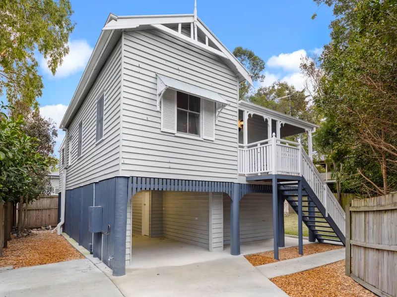 Renovated Queenslander with Dual Living Potential