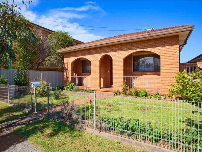 Centrally located in Wollongong