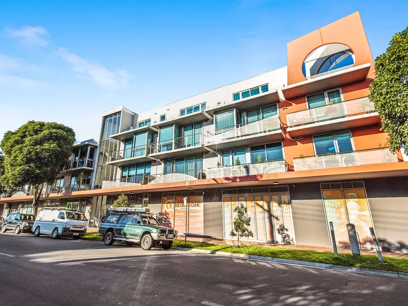 Modern Apartment in the heart of Sandringham Village