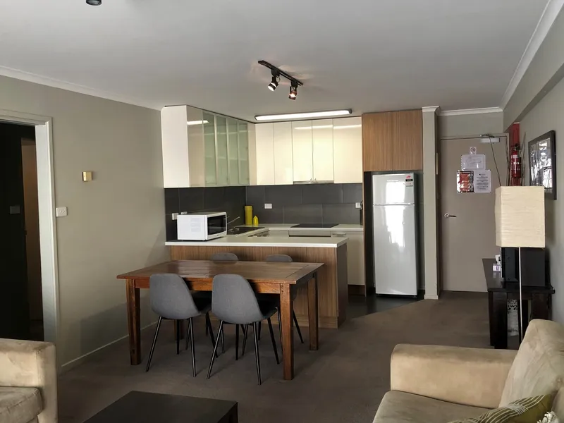 2 Bedroom apartment located in the Altitude Apartments in the Village Bowl. 