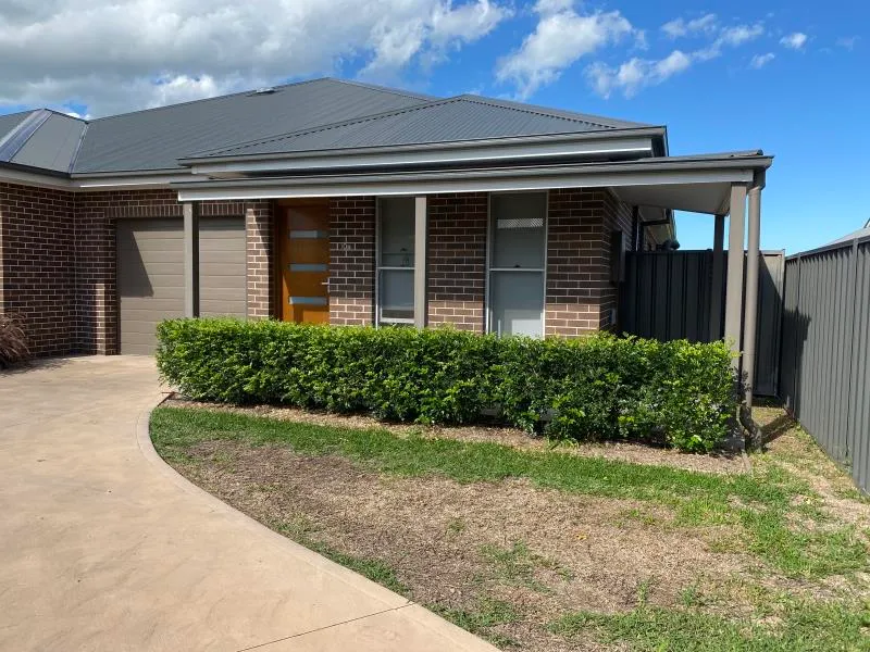 RURAL OUTLOOK IN TOWN!