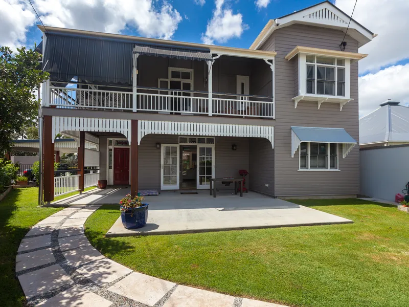 An Outstanding East Brisbane Home