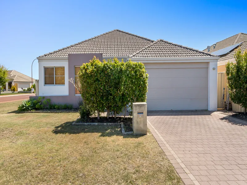 Great Family Home in Harrisdale High School Catchment Area!