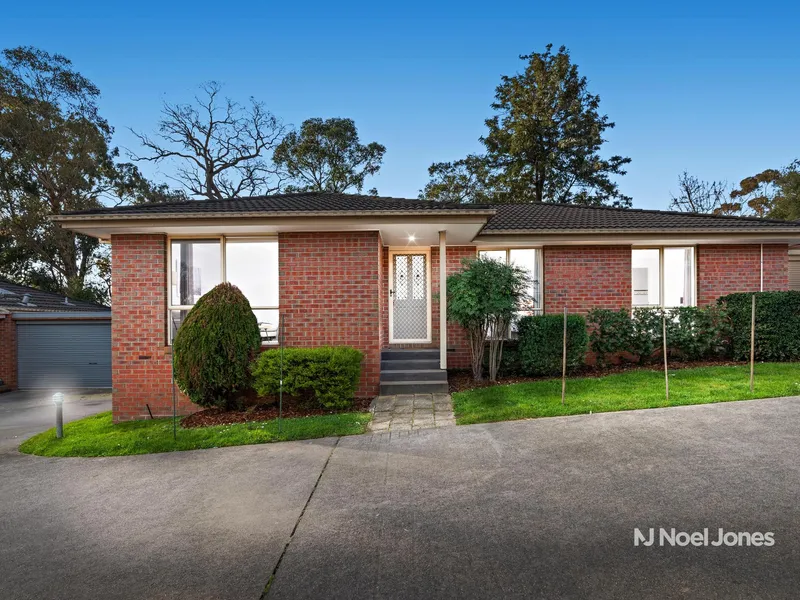 Capture the Nunawading Lifestyle with this Stylish and Modern Unit