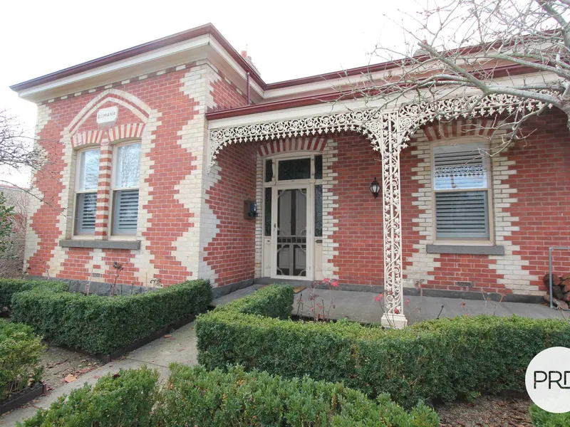 VICTORIAN CHARM IN PRIME SOLDIERS HILL LOCATION...