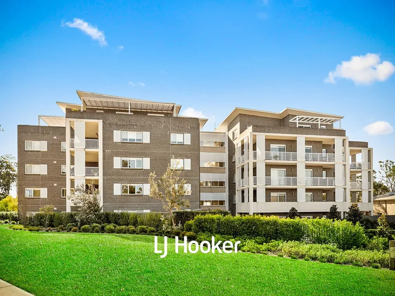 Contemporary Apartment In Sought After 