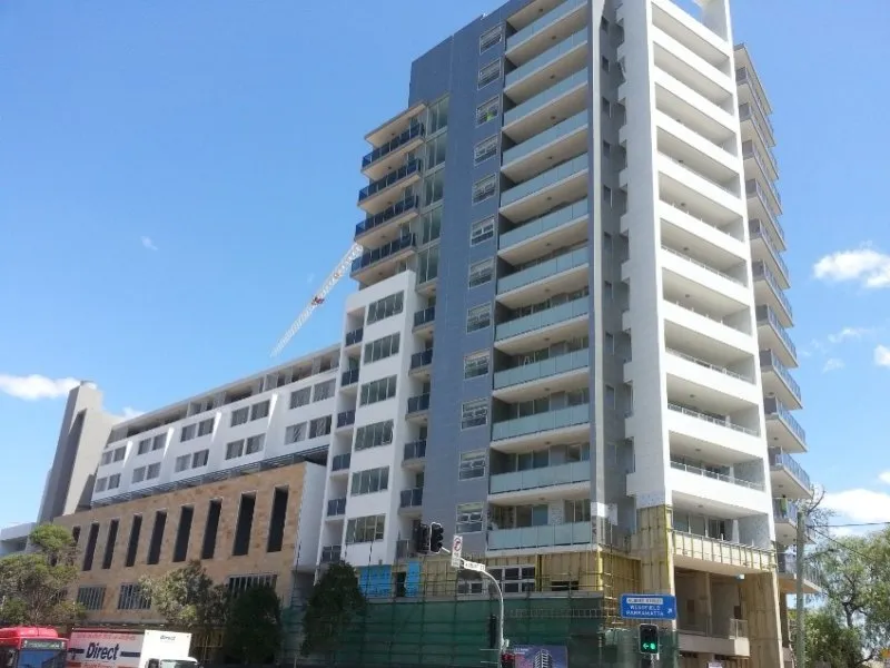 Conveniently Located 2 bedroom apartment for lease, Please call Jason 0433 817 709