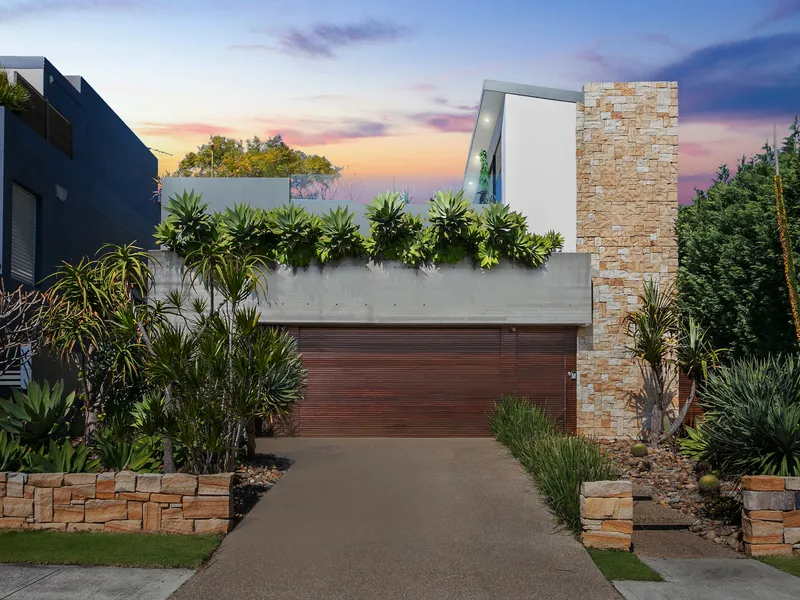 Bespoke masterpiece in a premier bayside locale