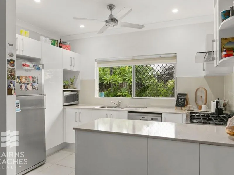 #1 AT THE BEACHES - HALF DUPLEX - SIZE OF A SMALL HOUSE