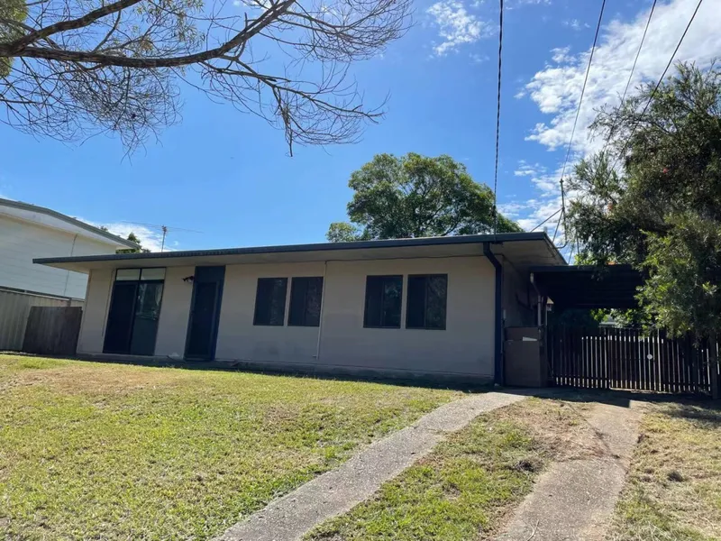 Newly Renovated! 3 bedroom house in Kingston