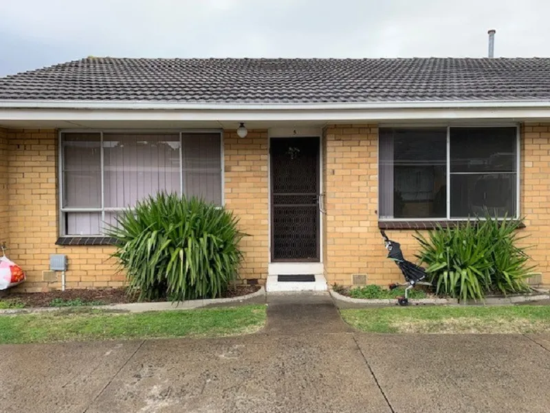 Well maintained two bedroom flat in prime location. 