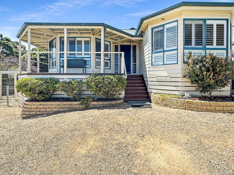 COASTAL CHARMER