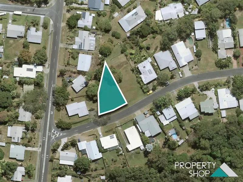 815m² Vacant Parcel in Elevated Position