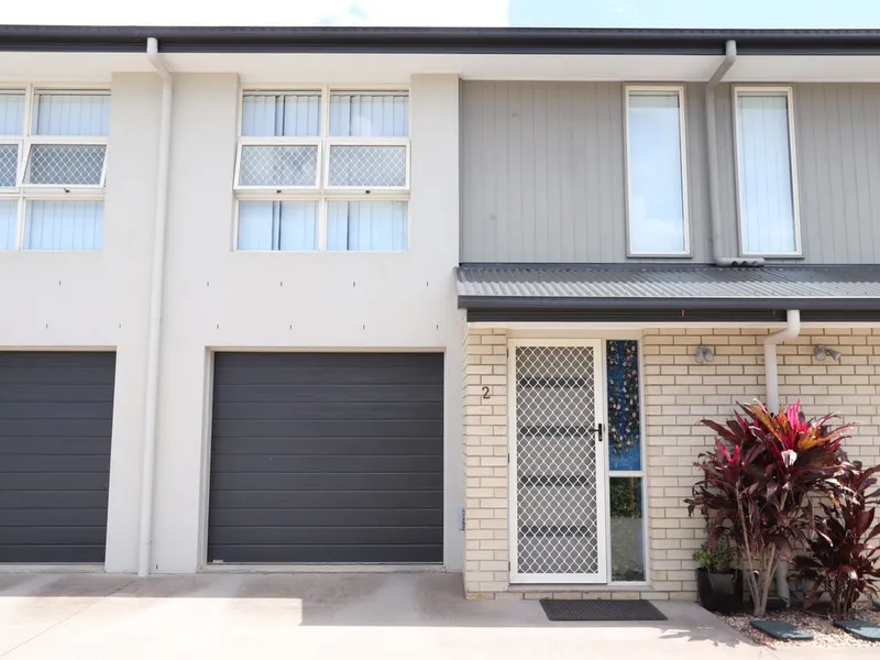 Family Townhouse in Quiet Complex