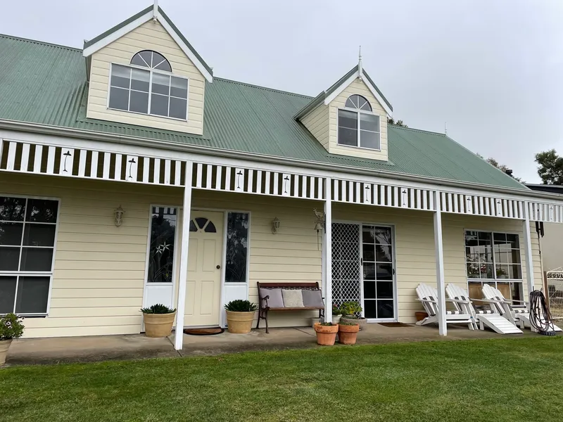 Peaceful FULLY FURNISHED for 3-6 MONTHS (Neg) – Just bring your clothes!