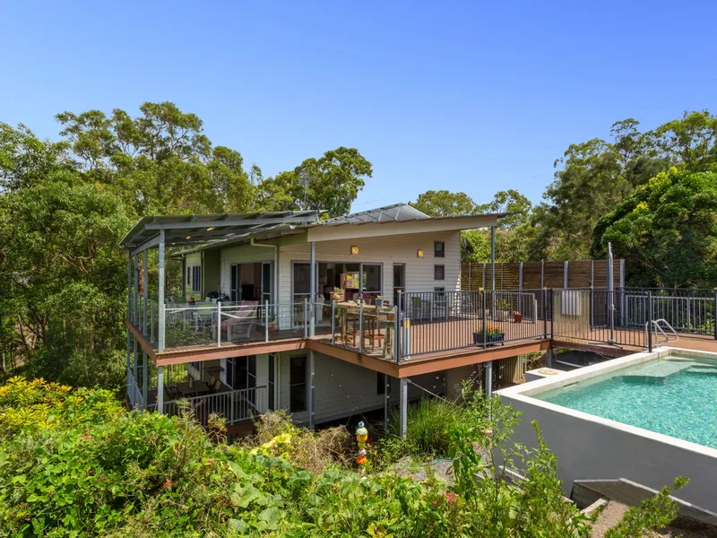 COASTAL HINTERLAND PARADISE 