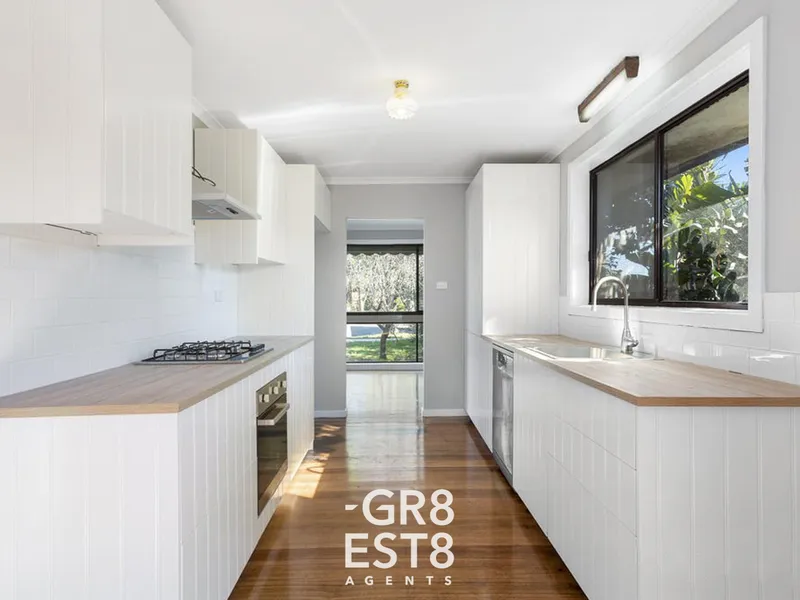 Renovated, Spacious on 825m2 block!