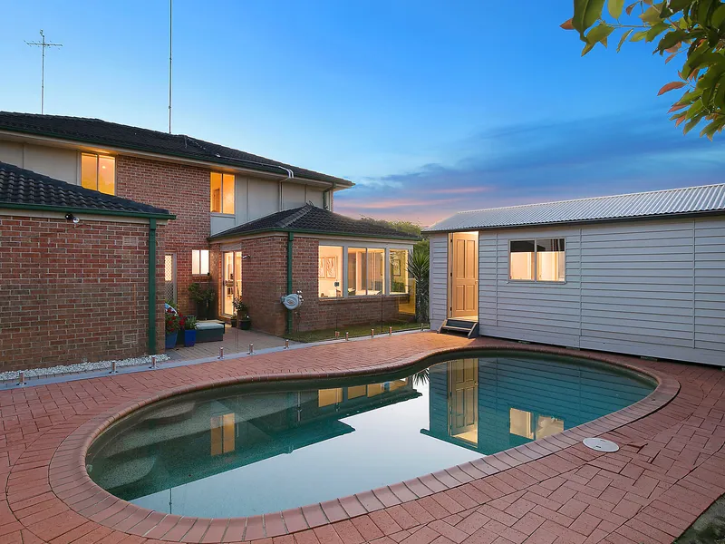 Ultra private family home basks in valley views