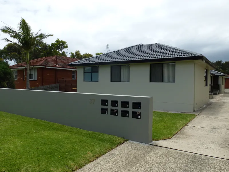 Walk to the Beach - 2 Bedroom Unit