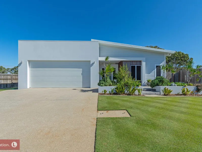 STUNNING COASTAL HOME IN A CLASS OF ITS OWN! POOL, 6.6KW SOLAR & A MASSIVE SHED…