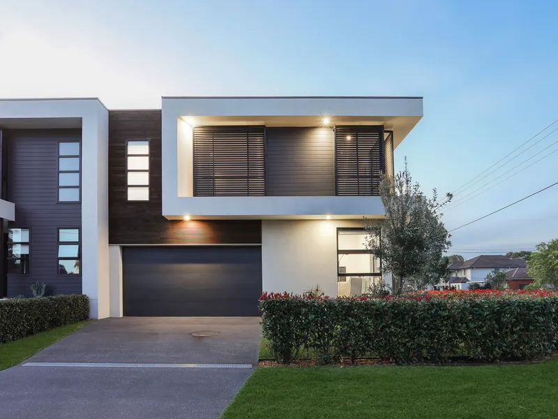 Superb Home Delivering Space, Privacy and Luxury