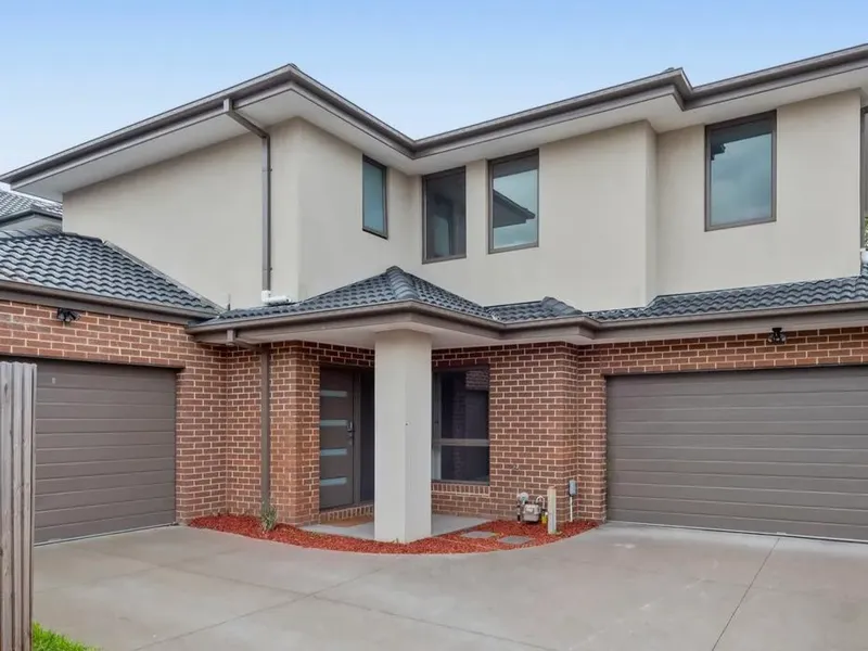 Lovely Modern Townhouse Residence, Ready To Move Townhouse In Clayton!!!