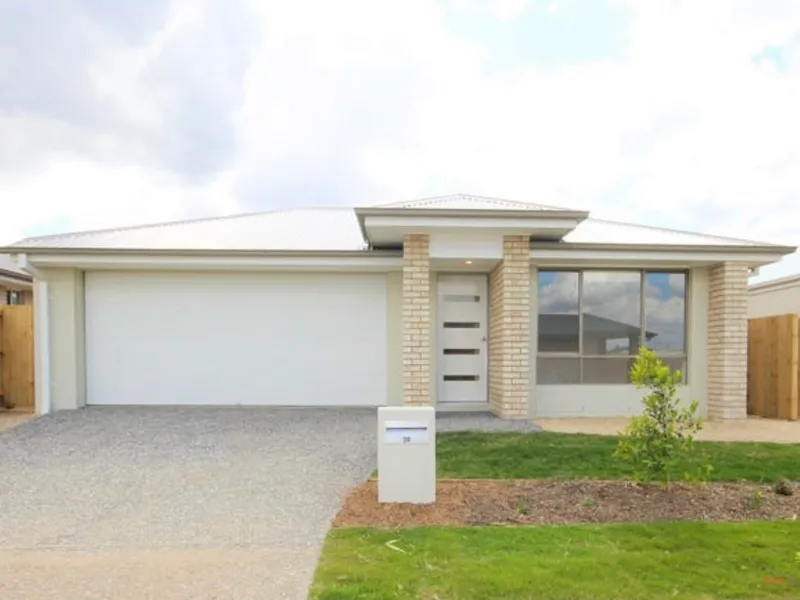 Spacious home next to Ipswich Golf Course