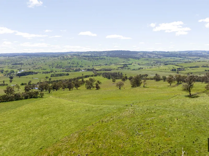 Prime Location - High Quality Grazing Country