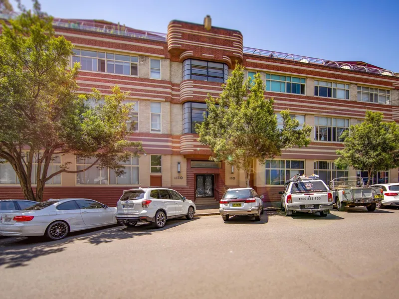 Unfurnished One Bedroom New York Style Loft Apartment