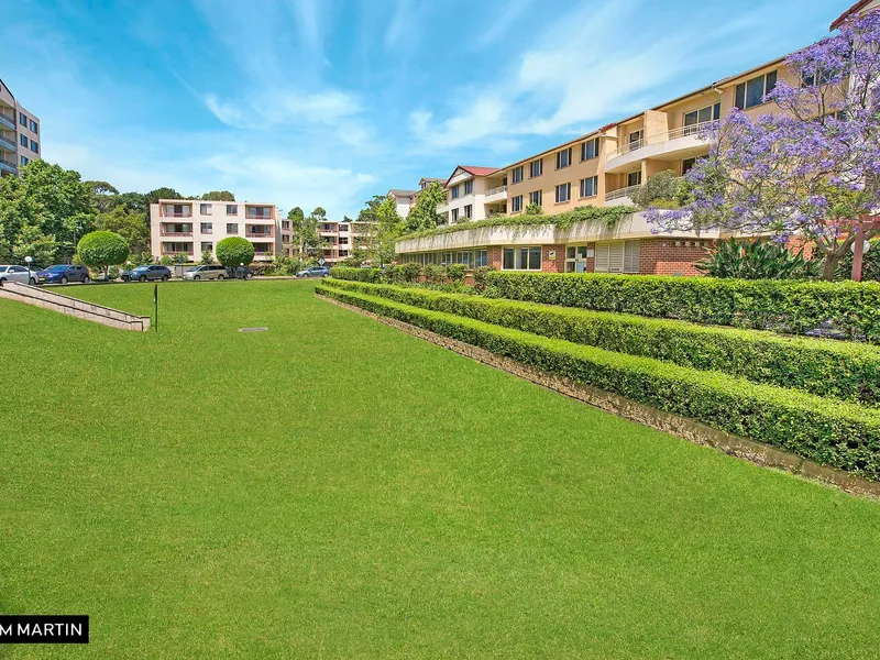 Light-filled 2 Bedroom with Resort-Style Facilities