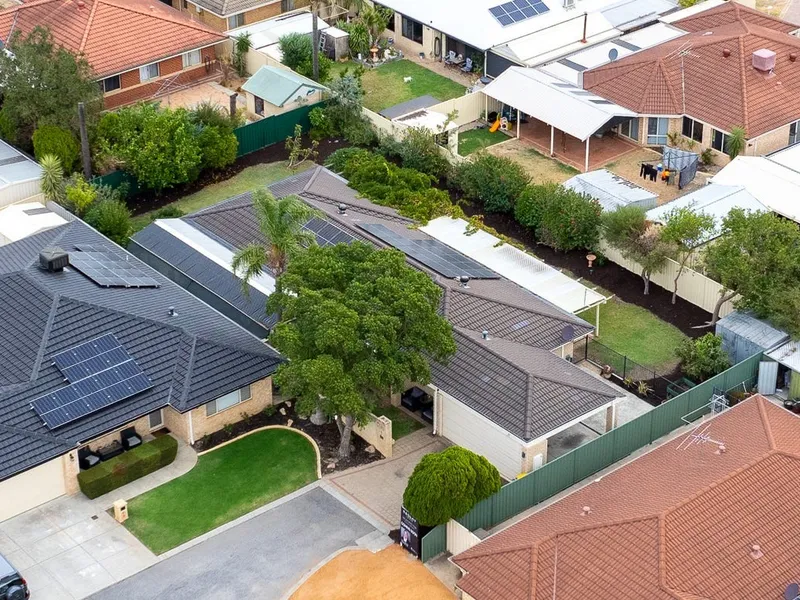 Renovated 5 bedroom Home in a Secluded Cul-De-Sac.