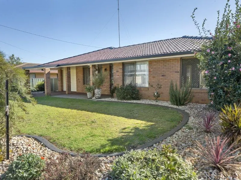 Quiet and Convenient Location