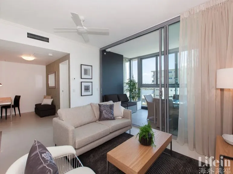 Amazing One Bedroom Apartment in Hamilton Harbour