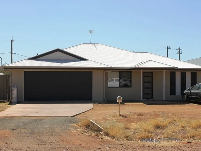 Modern Home in Cloncurry