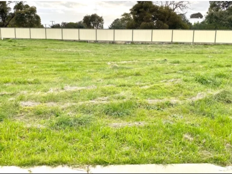 ABSOLUTE BARGAIN - CHEAPEST BLOCK IN WAROONA