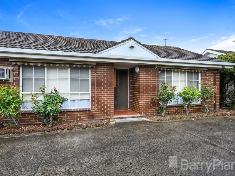 This immaculately presented unit in the heart of West Footscray awaits you