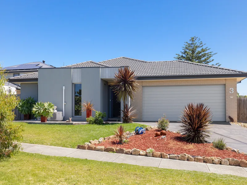 Live the seaside lifestyle