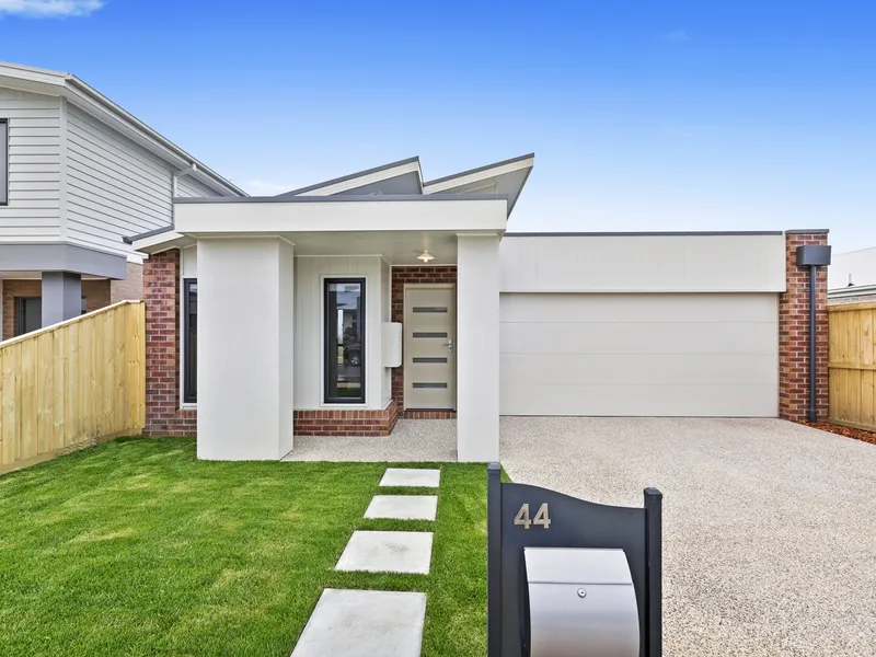 LOW MAINTENANCE LIFESTYLE